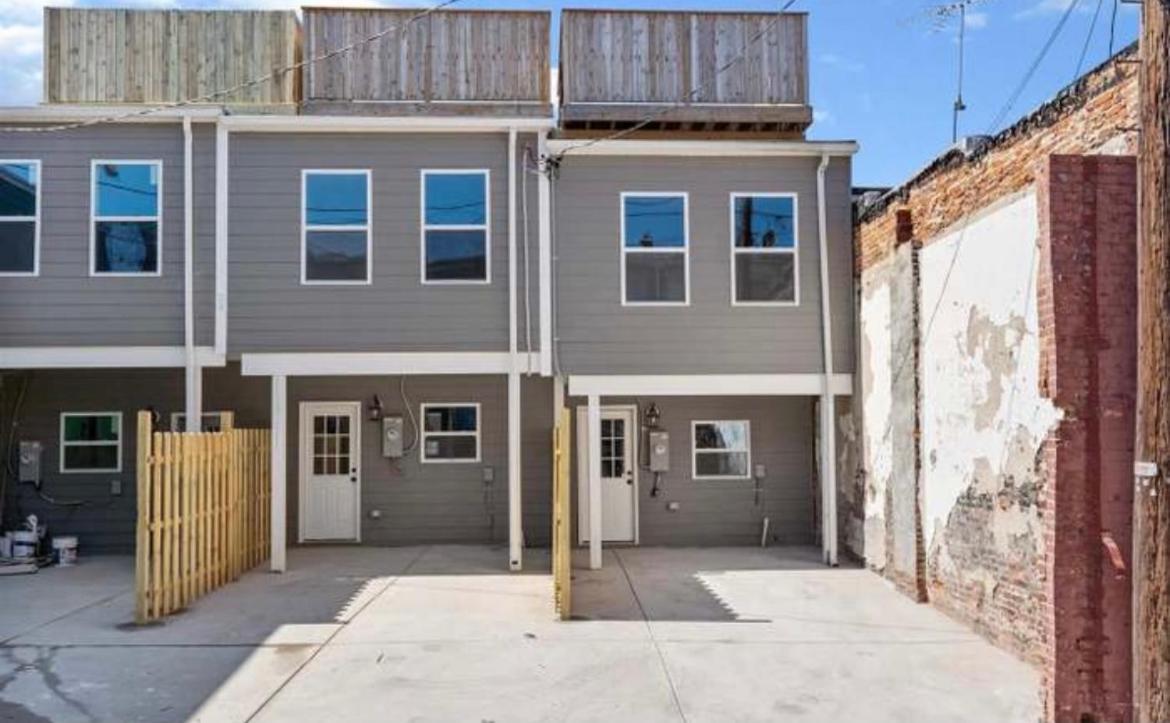 The Blue House! Modern+ Rooftop Deck+ Parking Baltimore Exterior foto